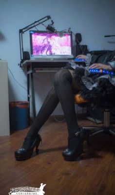 女教授的隐秘魅力