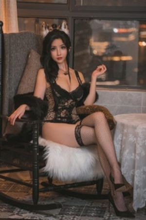 少妇被黑人玩得受不了